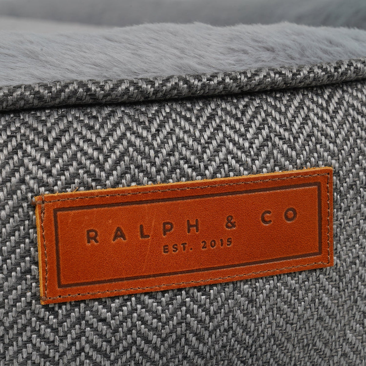 The Balmoral Luxury Herringbone Calming Donut Dog Bed